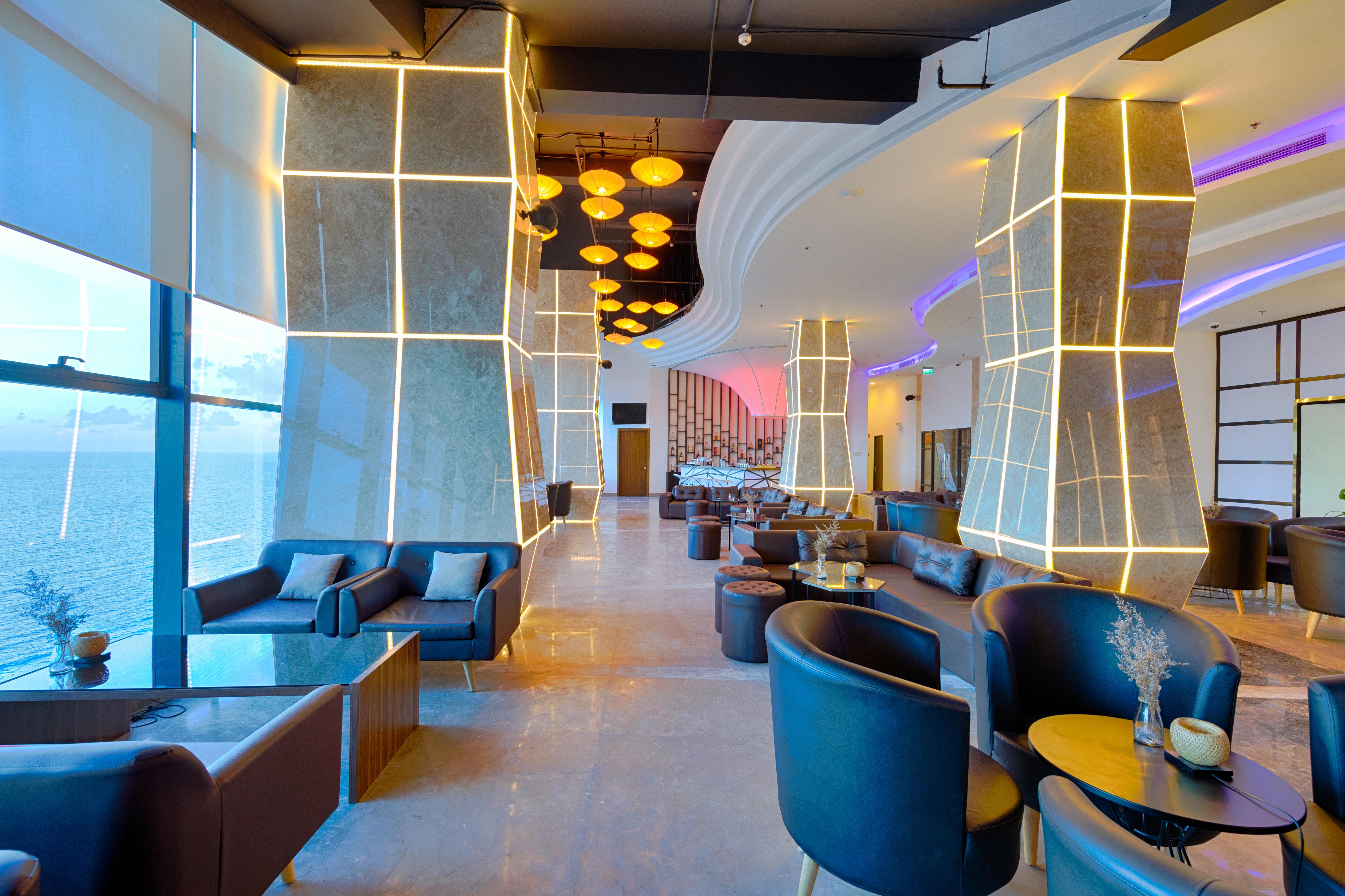 Grand Tourane Hotel Da Nang Exterior photo
