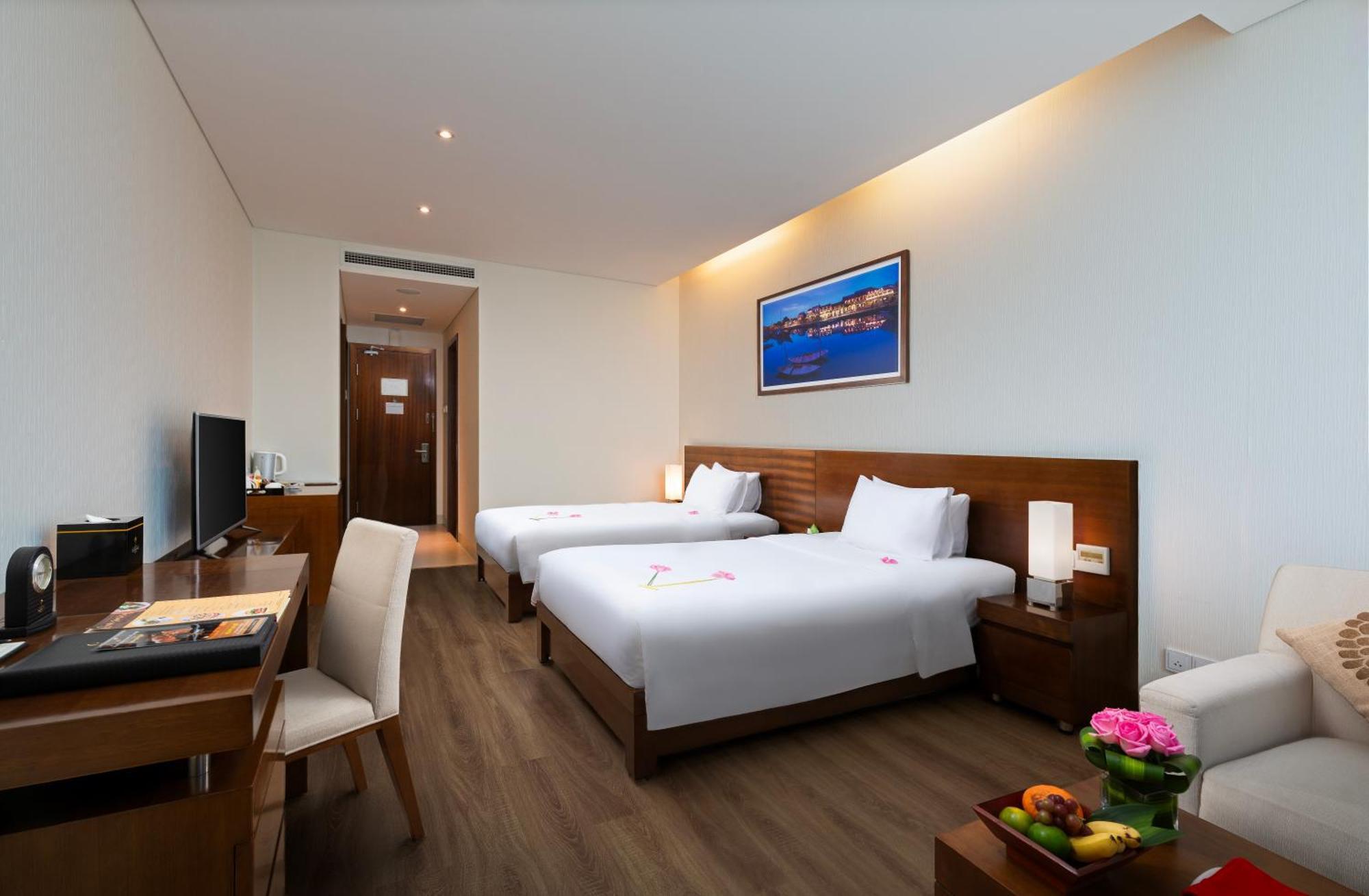 Grand Tourane Hotel Da Nang Exterior photo