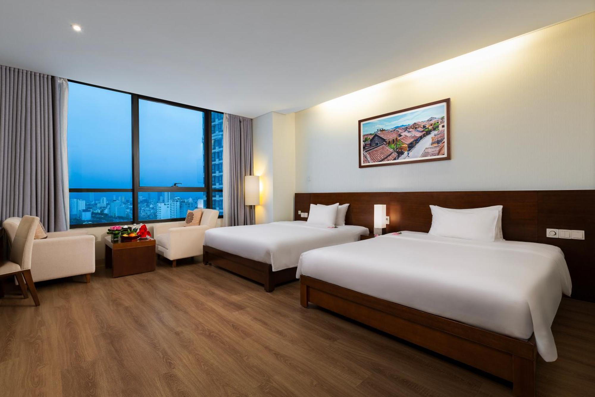 Grand Tourane Hotel Da Nang Exterior photo